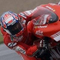 Stoner Langsung Memimpin