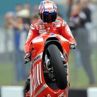 Dominasi Stoner Berlanjut