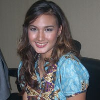 Nadine Chandrawinata Ogah Serakah