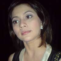 Dina Lorenza-Gathan Menikah, Cut Keke Ogah Komentar