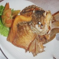 Menikmati Seafood Di Kota Tua