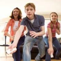 Gagal Main Wii, Remaja Gantung Diri