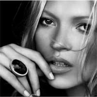 Rambut Kate Moss Dilelang