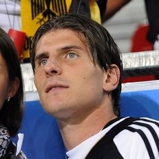 Hijrahlah ke Arsenal, Gomez