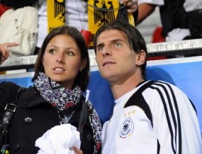 Hijrahlah ke Arsenal, Gomez