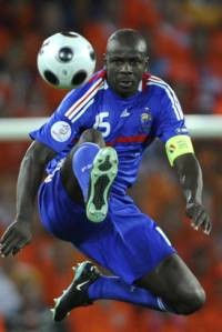 Jantung Bermasalah, Thuram Urung ke PSG