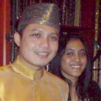 Sarwana Bulan Madu ke Gunung & Pantai