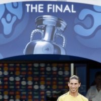 Seremoni Juara di Panggung Khusus