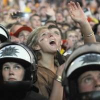 Austria-Swiss Puas dengan Gelaran Euro