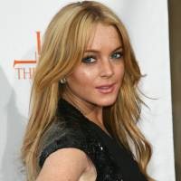 Lindsay Lohan Emoh Timbang Berat Badan