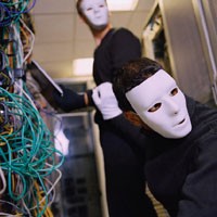 Perangi Pencurian Kabel, Telkom Tantang Mafia