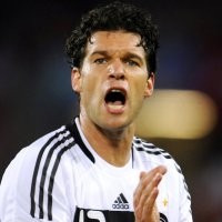 Ballack Main di Final  