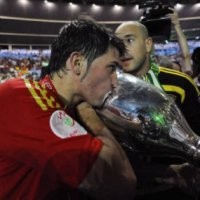 Hanya Nonton Final, Villa Dapat Dua Gelar