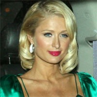 Paris Hilton Dilarang Pacar Tatoan