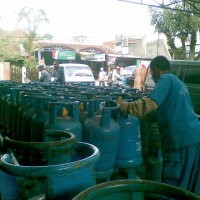 Hari Ini Harga Elpiji Naik, Dealer Sepi Pembeli 