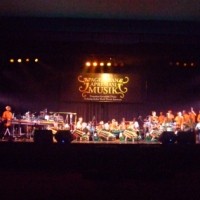 Kolaborasi Mahasiswa dan Pelajar Dalam Perkusi