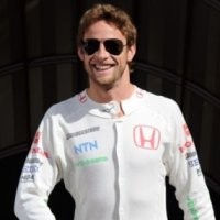 Button Jagokan Hamilton Menang