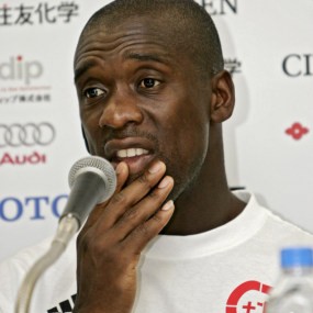 Seedorf Diminta Mengalah Demi Dinho