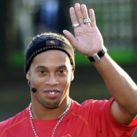 Menanti Kombinasi Kaka-Ronaldinho di Milan