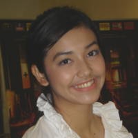 Jadi Presenter, Velove Vexia Pegal