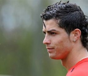 MU Tertawakan Pendekatan Madrid 