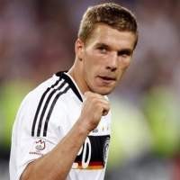 Klinsmann Pegang Erat Podolski