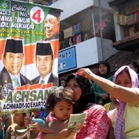 Achsan Janji Tak Akan Lupakan Warga Miskin