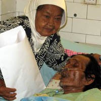 Uang Sumbangan akan Ditabung Mbok Darmi