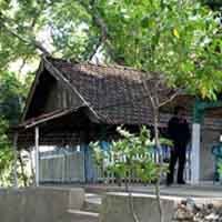 Rumah yang Melanggar Arah akan Didatangi Macan Putih 