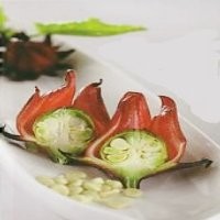 Rosella, Si Merah yang Kaya Antioksidan