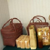 Investasi Riil Sektor UKM Cenderung Turun