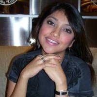 Pasca Umroh, Sarah Azhari Ingin Naik Haji