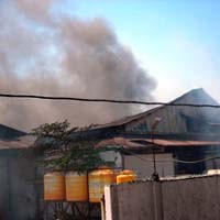 Kerugian Kebakaran Pabrik di Kenjeran Capai Rp 4 Miliar