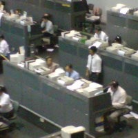 Pasar Saham Bergerak Variatif