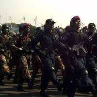 Keluarga Baret Ungu Bebas Pilih Gubernur