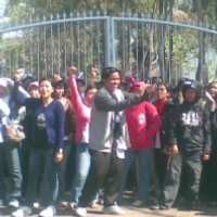 Ratusan Buruh Garmen Tolak Sistem Kontrak