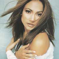 J-Lo, Ibu yang Seksi