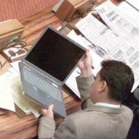 Efektifkah Kampanye Politik di Internet?