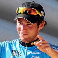 Cavendish Juara, Schumacher Tetap Jaket Kuning