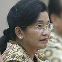 Menkes Bicara Kawat Keluar dari Perut