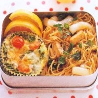 Mi Goreng Ayam Plus Mangkuk Telur