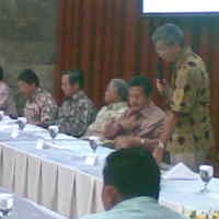 Jam Kerja Pindah Sabtu- Minggu, Pengusaha Khawatir Tekor