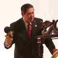 SBY: Kurangi Kemiskinan dan Pengangguran? Bantu Koperasi