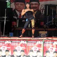 Waria Janjikan Pilih SR