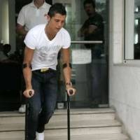 Ronaldo Terancam Absen Tiga Bulan