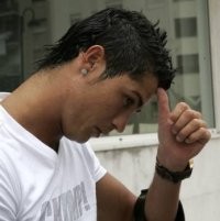 Pele: Hormati Kontrakmu, Ronaldo