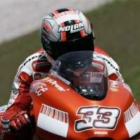 Melandri-Ducati Berpisah Akhir Musim