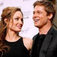 Jolie Melahirkan, Brad Pitt jadi Asisten Dokter