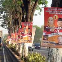 Khofifah Ajak Ibu-Ibu di Malang Goyang Bareng