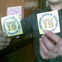 SMA 19 Bandung Tidak Setuju Siswa Dilarang Bawa Motor